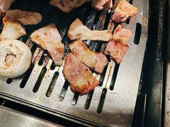 -臻牛烤肉