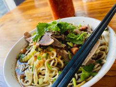 -海口骑楼小吃街