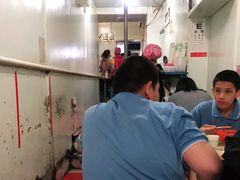 -玲玲米粉·新疆现炒米粉(大十字总店)