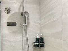 -白玉兰酒店(上海田子坊马当路地铁站店)