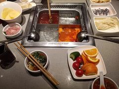 -海底捞火锅(银泰中心店)