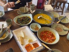 -七步香云南山里菜(昆明老街店)