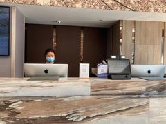 -西安大雁塔科技大学地铁站亚朵酒店