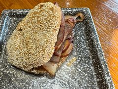 -老天桥酱肉烧饼夹肘子(天桥店)