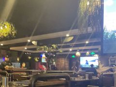 -麦凯伦烧烤·精酿超级工厂店(金桥总店)