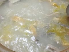 -16年老字号鑫鑫猪肚鸡·椰子鸡海南火锅(兴隆华侨农场店)