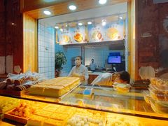 面包甜点陈列柜-沪上酥铺(东晓南店)