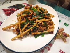 -钟记家菜(红专南路店)