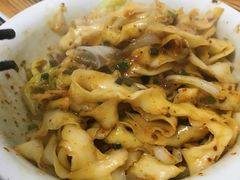 油泼肉酱面-小二面店