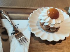 -VERIE BAKEHOUSE