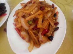 -穆豪麦蒸碗羊羔肉