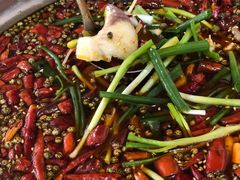 -乡土特色.冷锅鱼.牦牛肉汤锅