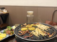 炙子烤肉-燚店·铁板鱼蛙·烤肉·烤串(北新桥店)