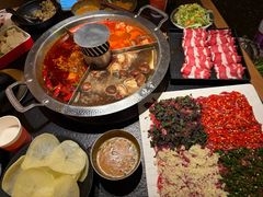 -晓宇重庆火锅(西安荟聚店)