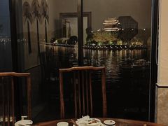 -聚汇三少·龙虾·中餐厅(莫邪路新天地店)