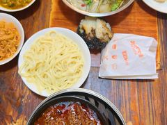 -王菊美食街·王菊面馆(总店)