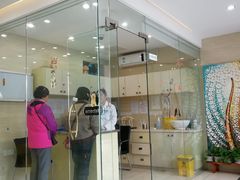 -瑞派天使宠物医院·神经外科·骨科·核磁(洛川中路店)