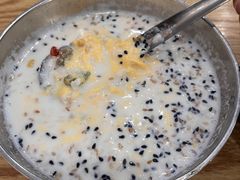 -白翔甜食店