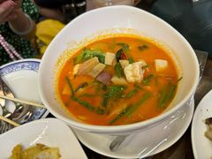 -Dang restaurant (patong phuket)