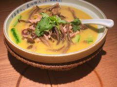 -吃饭皇帝大土家民族菜(正大广场店)