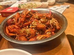 -琥珀老六龙虾(四里河店)