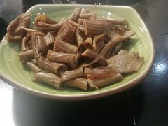 -余杨鸭鸭餐厅