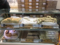 面包甜点陈列柜-老鼎丰(靖宇街总店)