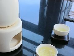 -亚龙湾喜来登·美景台大堂吧