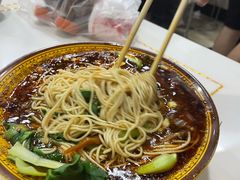 -胥佳烧鸡公牛肉面馆