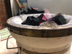 炭炉果鸡煲-威邵鸡煲(西华路总店)
