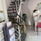 大众点评中了霸王餐。很幸运的。环境还可以。以白色调为