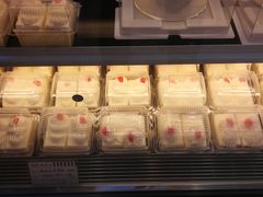 鲜奶小方蛋糕-红宝石·鲜奶小方·海派西点房(南丹店)