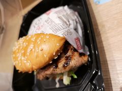 -The Habit Burger Grill 哈比特汉堡(爱琴海店)