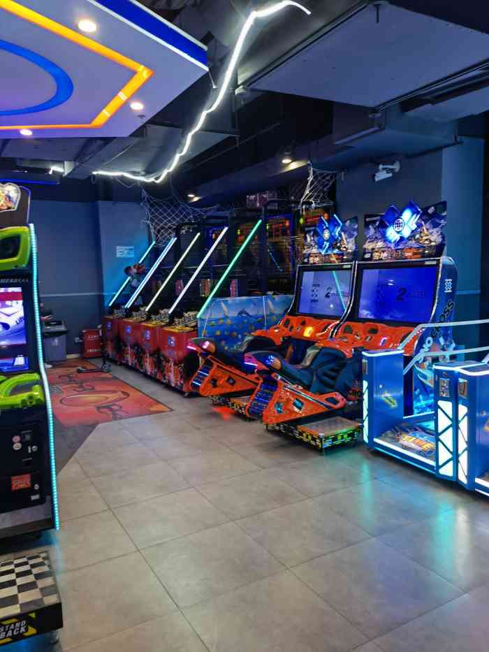 快乐电堂动漫娱乐中心-"[调皮]在最后一天才想起来还有这个游戏厅.