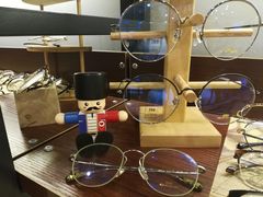 -肆兮眼镜·蔡司·徕卡战略合作店(大坪店)