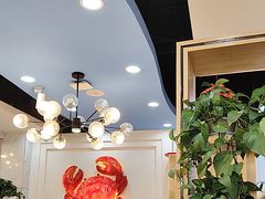 -休记光头香辣蟹干锅(绵竹店)