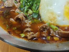 -丁丁猫重庆小面(徐州路店)