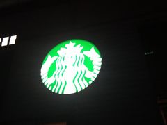 -星巴克臻选(惠州华贸天地1楼店)