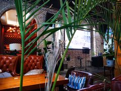 -桉树林A coffee 森林餐厅(三圣乡店)