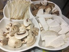 -牛品荟牛肉火锅(新城广场店)