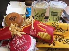 -麦当劳(新城市广场店)