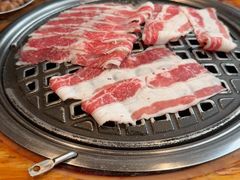 -唯成•韩国炭火烤肉 유성고기