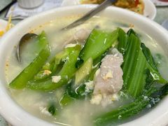 芥菜肉片咸蛋汤-尝囍煲仔小菜