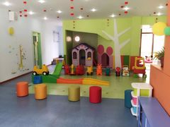 -四叶草托育园(张江园店)