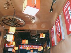 大堂-阿婆情腊排骨火锅(金虹路店)