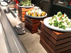 -昆山裕元花园酒店·温莎西餐厅