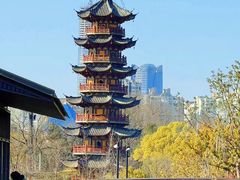 -龙华寺