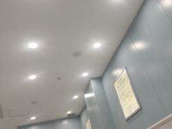 -蕾特恩专业祛痘·皮肤管理