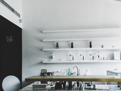 -UNI UNI(环亚凯瑟琳店)