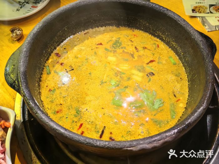 榕江牛瘪牛肉火锅图片
